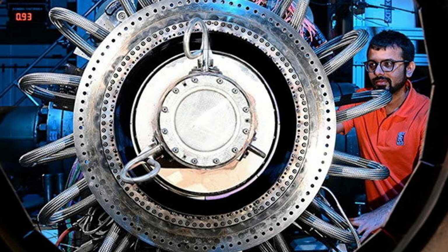 The colossal 2.5 MW hydrogen engine: It costs $5 M and has broken all ...
