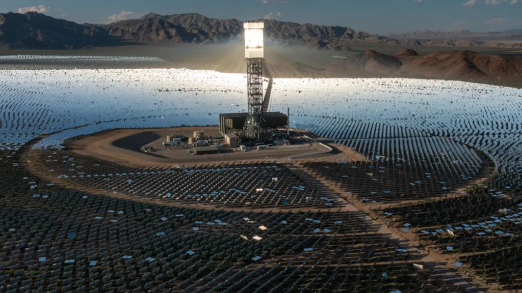 Solar Monster The photovoltaic monster that America has in secret: 2 million solar ...