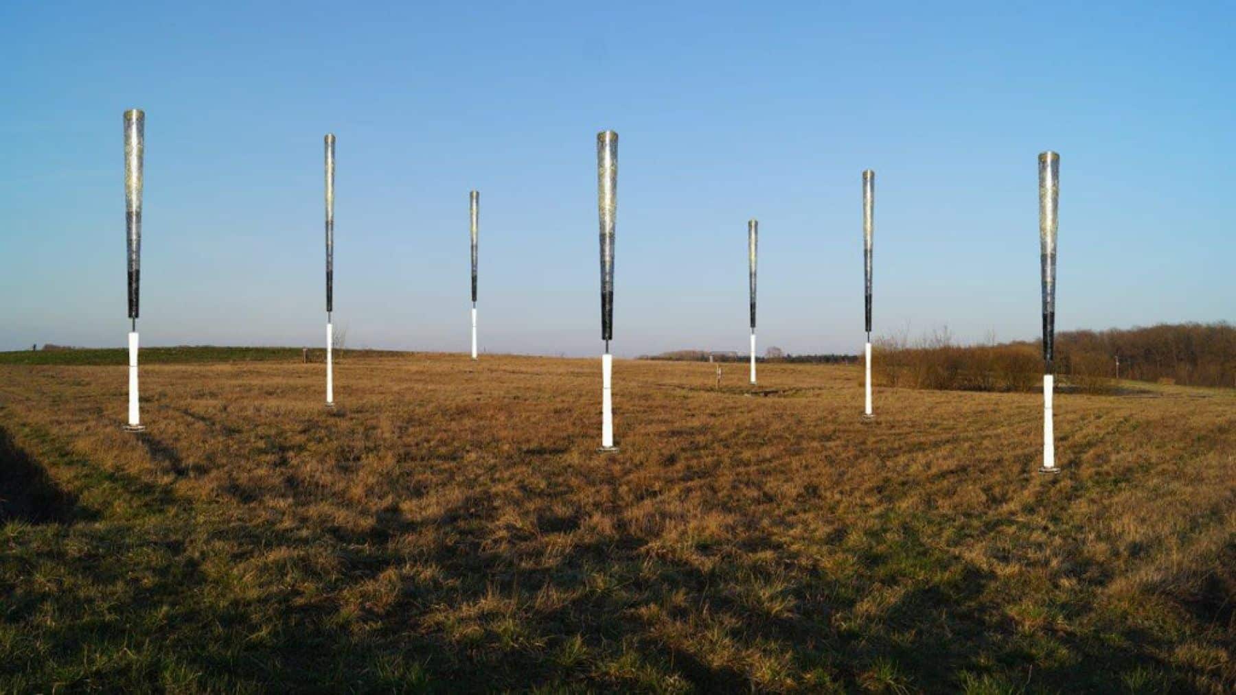 pole shaped power