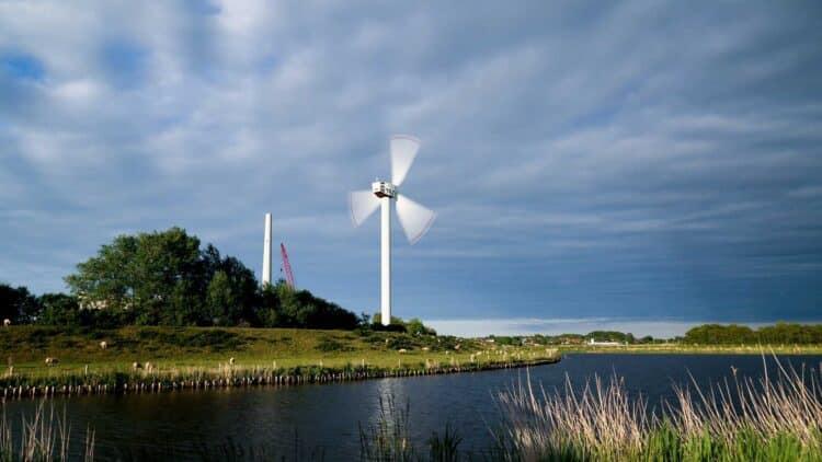 Wind turbine