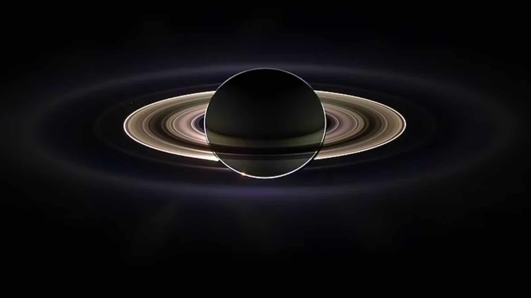 object hits saturn the first recorded