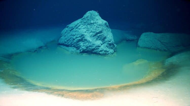 Hidden sea structures with salt rain
