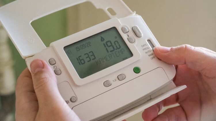 50% fewer heating spikes — One thermostat tweak most homes ignore and will help families this fall 1 overlooked thermostat tweak