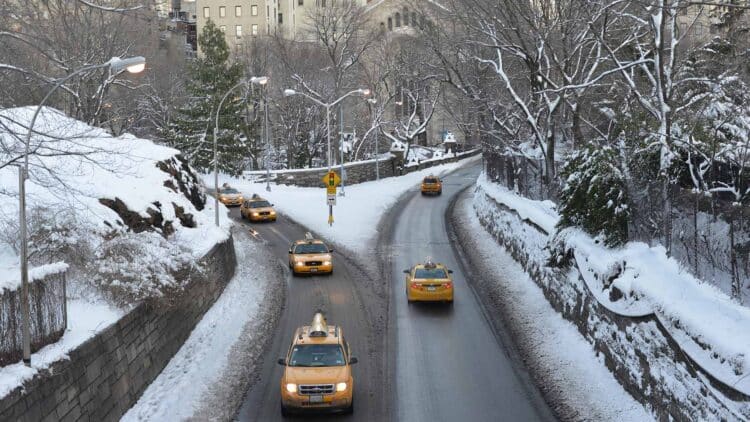 New speed limit takes effect in New York — One group of drivers will need to leave earlier for work 1 Speed limit