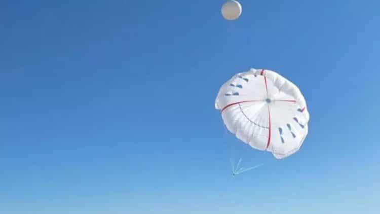 China flies 53,820 sq ft wind machine – Largest turbine airborne, ready to power 10,000 homes 1 The wind machine established by China is projected to provide power for 10,000 homes