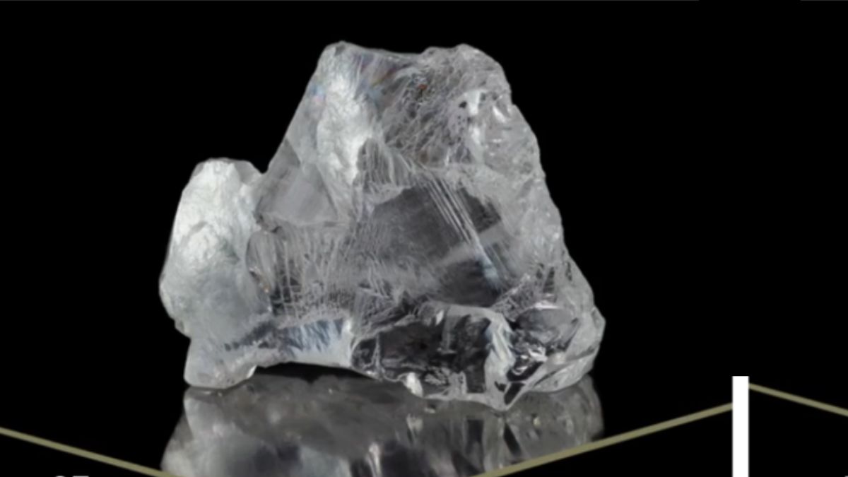 10.03-carat blue diamond “The Mediterranean Blue” valued at $20 million, set for a Geneva auction