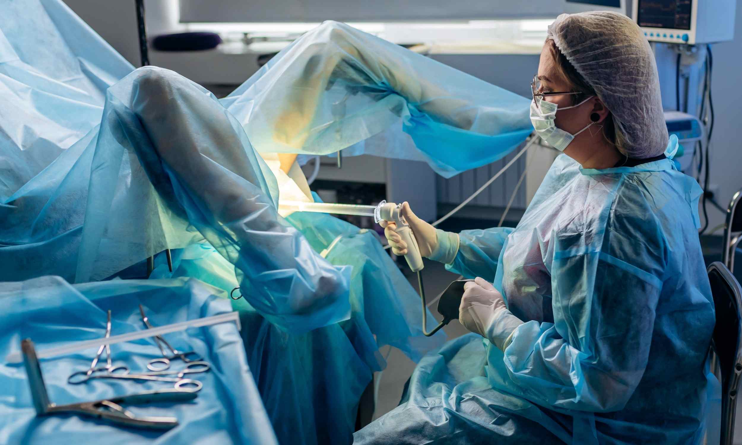 A doctor was reviewing a routine colonoscopy, saw some small “pockets” on the wall of the colon, and the explanation behind this lies in something that almost all of us eat every day