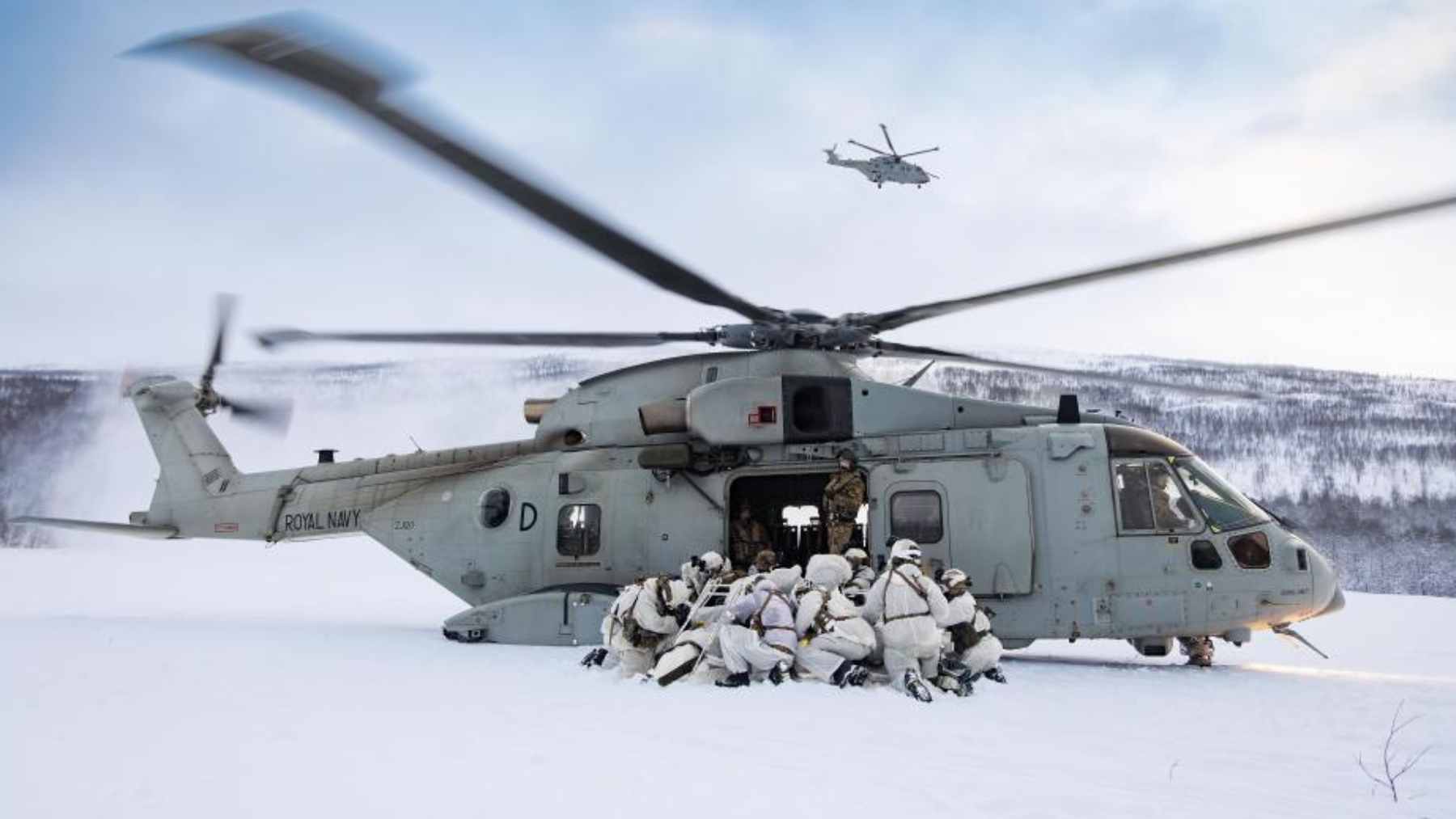 Royal Marines training in Arctic conditions in northern Norway under the UK Norway Lunna House defense agreement.