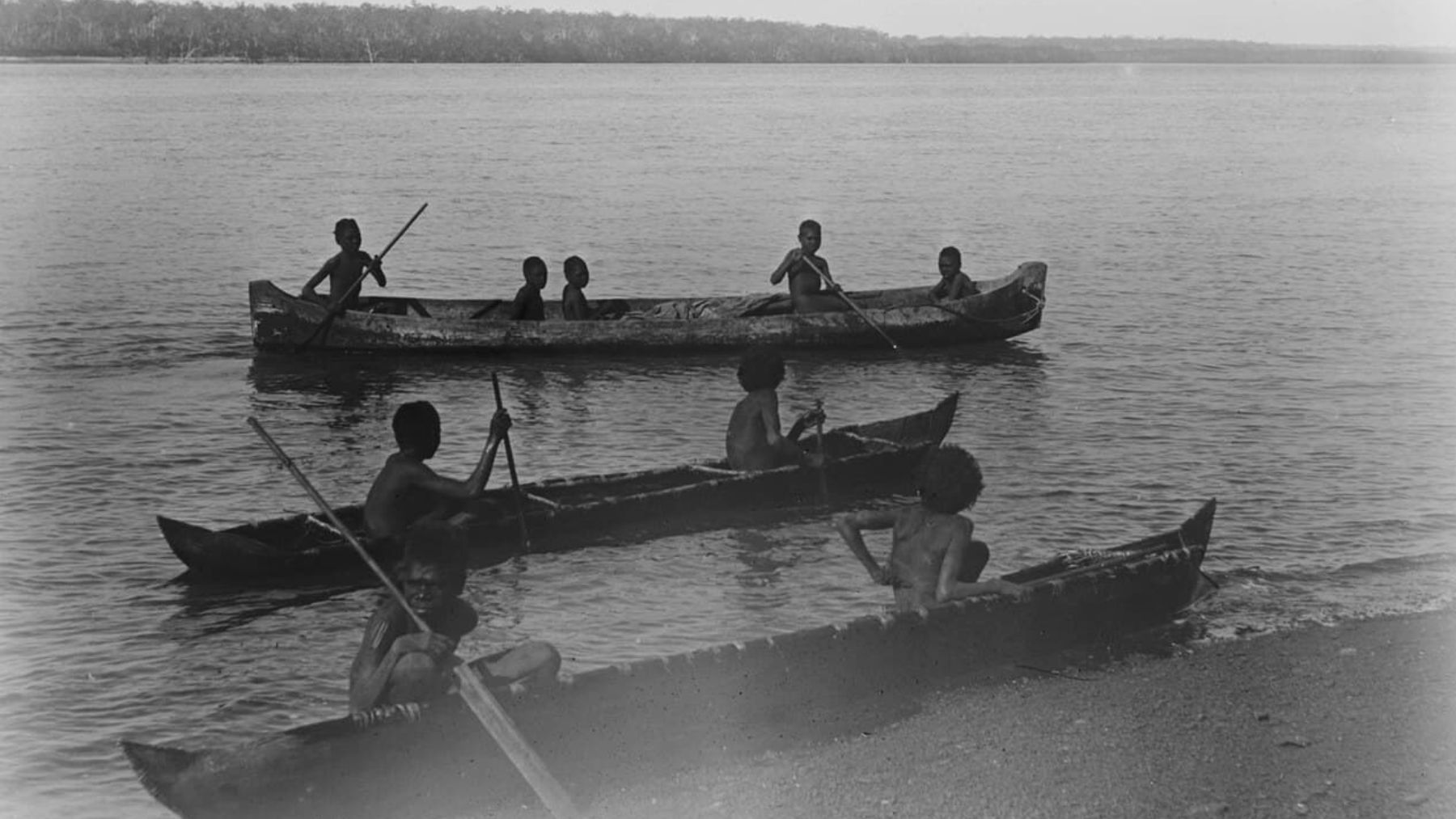 Map of Sahul showing migration routes of the first humans into Australia around 60,000 years ago