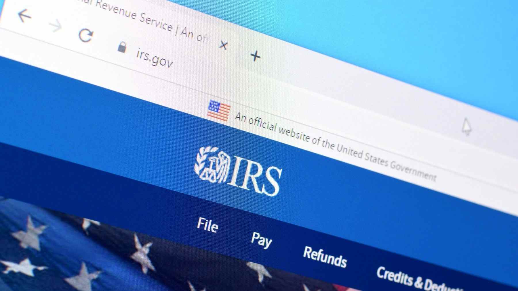 IRS website shown as tax deadline penalties of up to 680 dollars begin after missed January filing cutoff