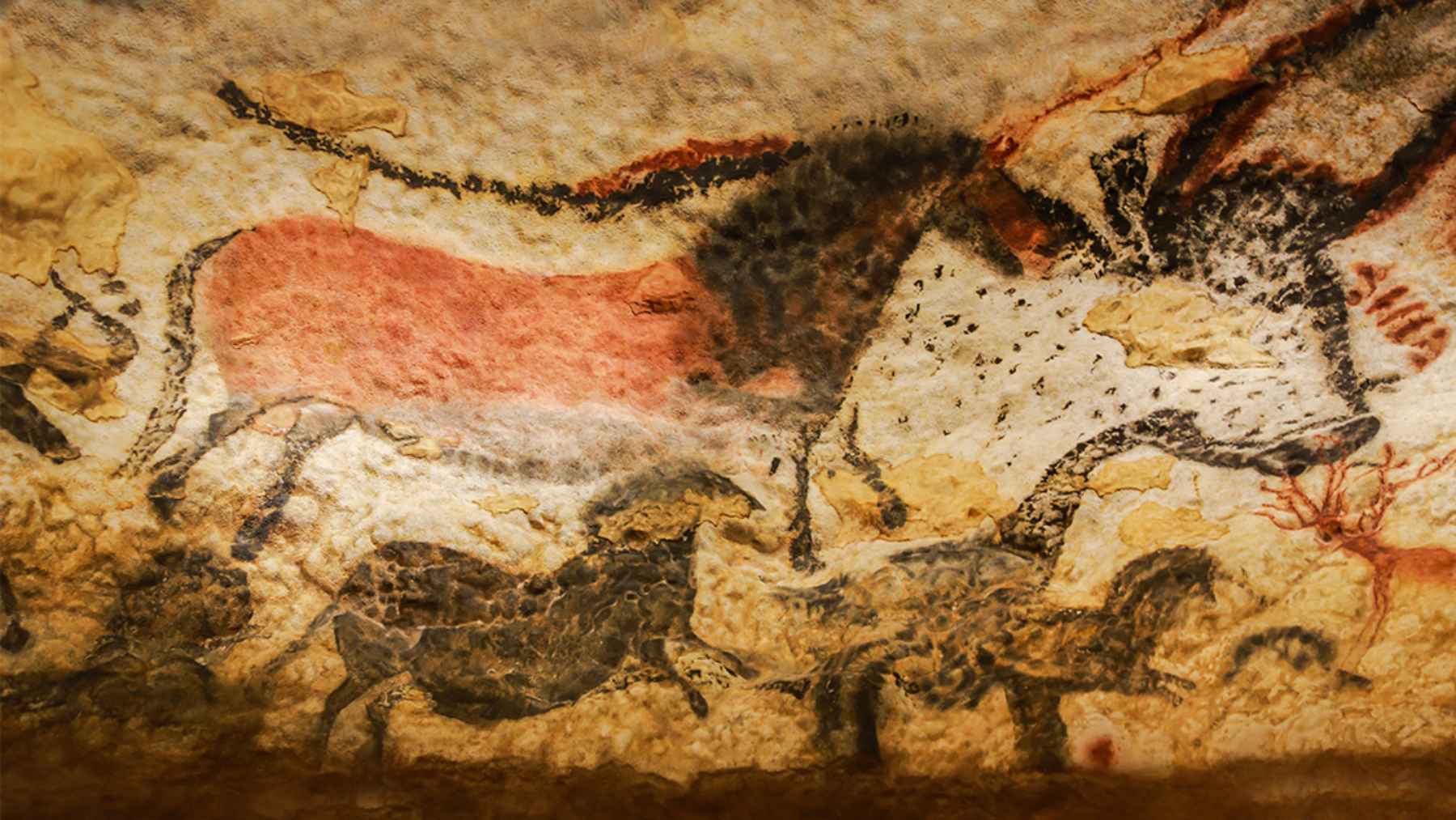 Prehistoric animal painting on the wall of Lascaux cave in southwestern France