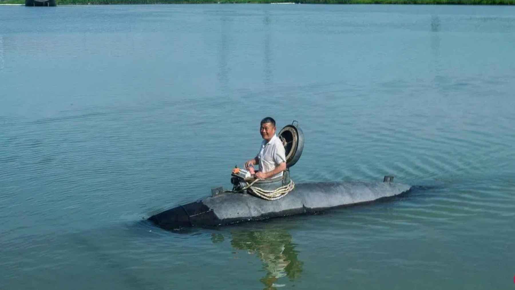 Homemade submarine called Big Black Fish built by a Chinese farmer for river diving experiments