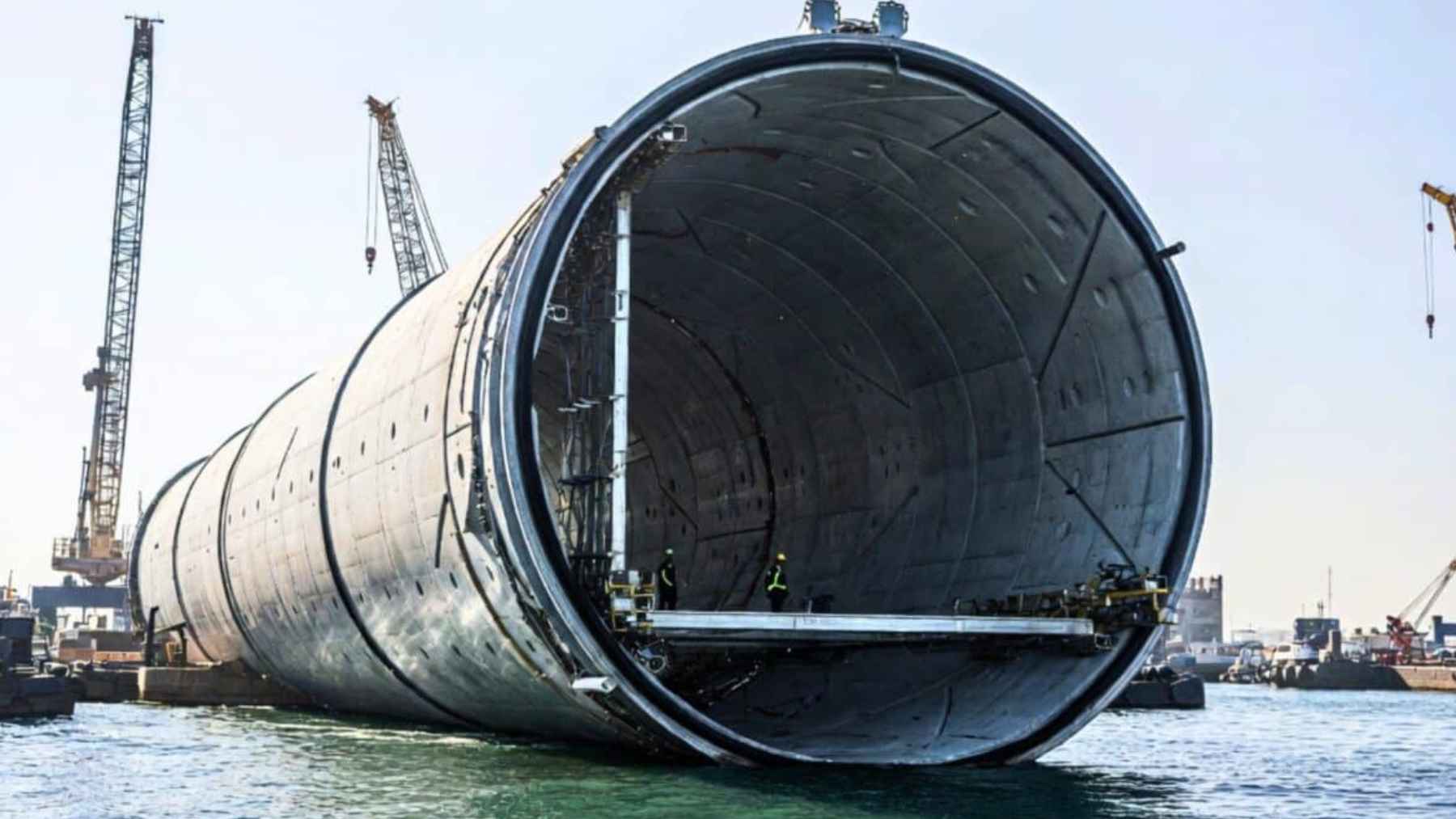 Aging rubber gasket used to seal underwater tunnel joints against seawater pressure