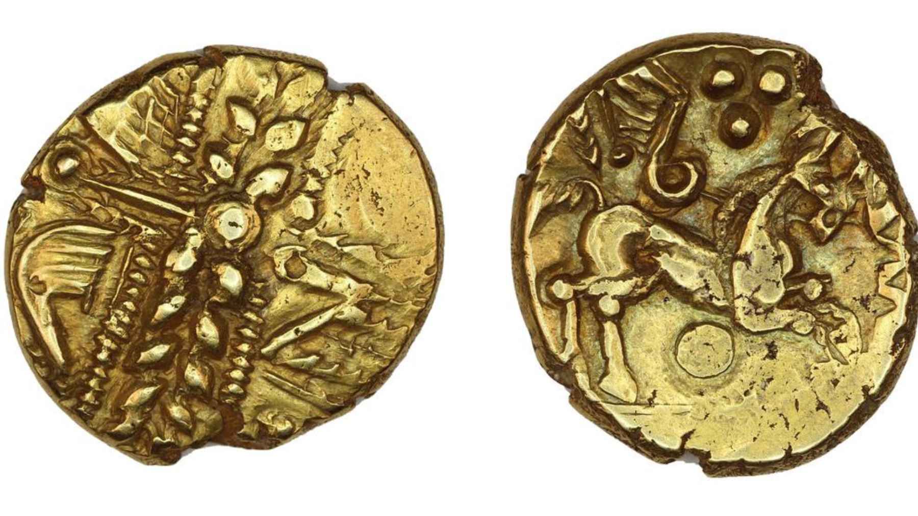 Iron Age gold stater from the Great Baddow Hoard featuring an abstract wreath design and stylized horse motif