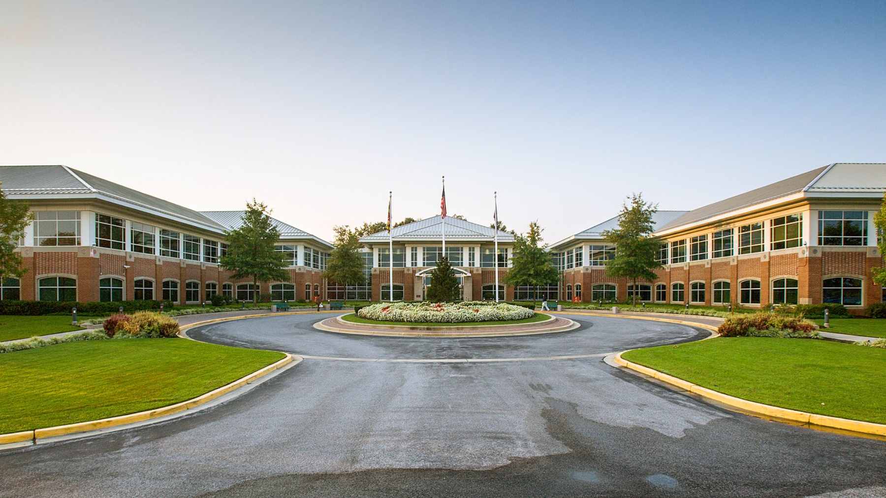 The federal agency fighting bed bugs keeps getting infested in its own building, and what is absurd is that workers still are not allowed to telecommute 1 The George Washington Carver Center in Beltsville, Maryland, where USDA APHIS employees are dealing with a recurring bed bug infestation.