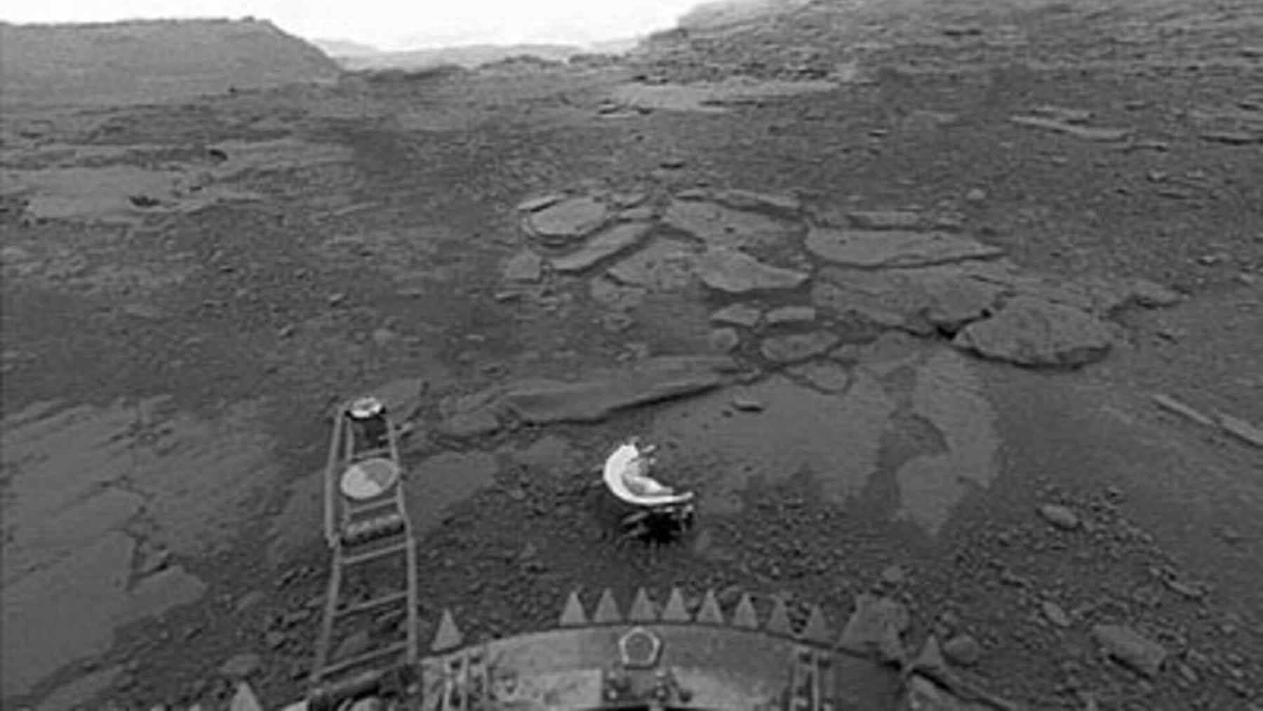 ECOnews 1 Panoramic view of the rocky Venusian surface captured by the Soviet Venera 13 lander in 1982.
