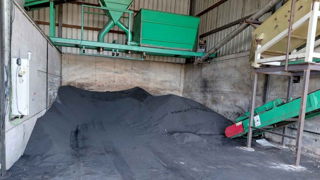 Biochar made from olive pits used to replace traditional asphalt filler and reduce CO2 emissions