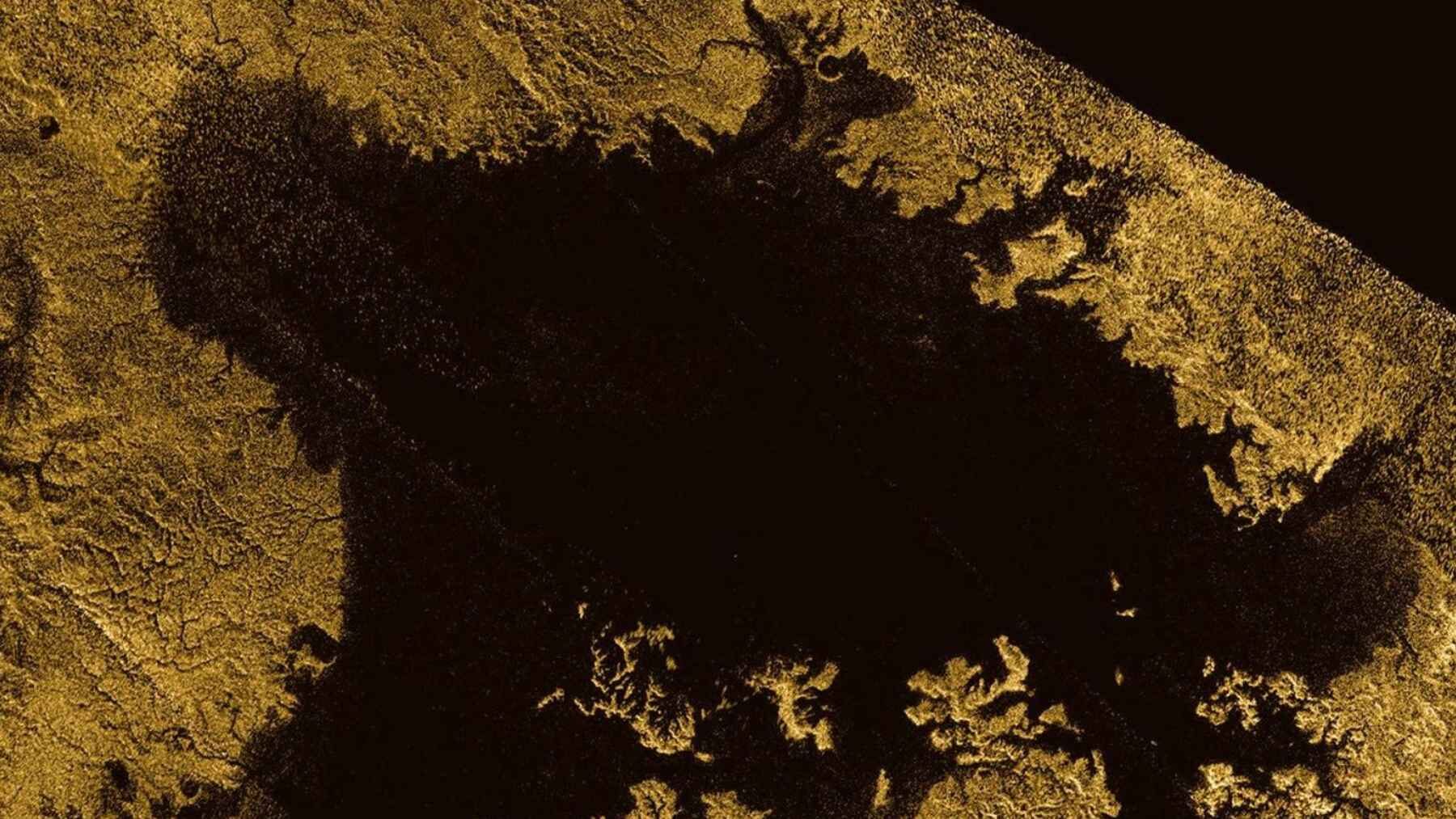 Cassini radar view of a large hydrocarbon sea and branching channels on Saturn's moon Titan.