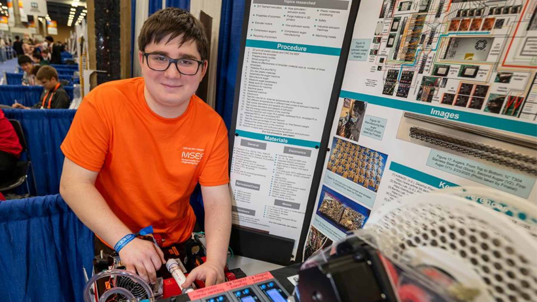 Teen inventor Benjamin Davis with his filament recycling machine