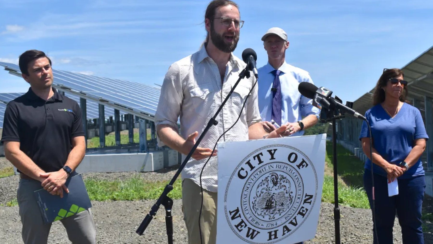 New Haven city officials at the solar park's opening ceremony
