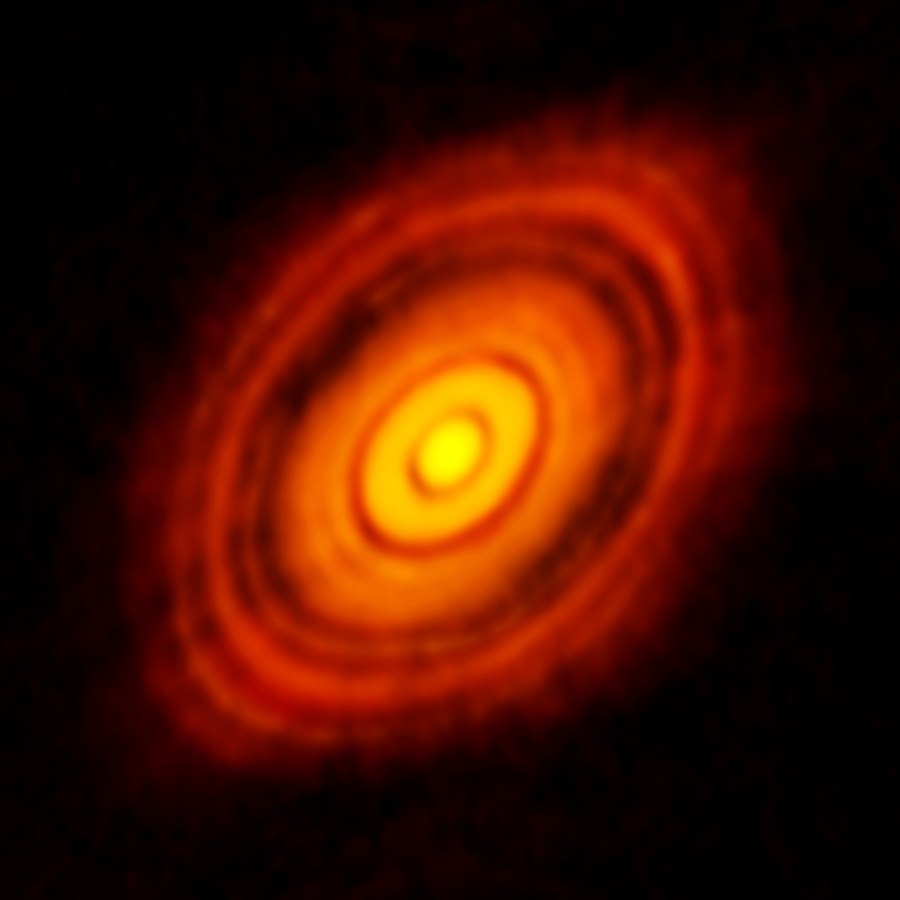 ALMA image of the dusty disk around the young star HL Tauri