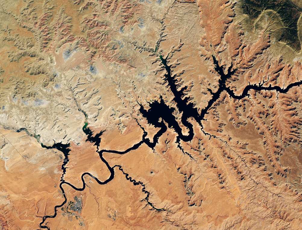 Landsat 8 satellite image of Lake Powell at a record low on Sept. 10, 2026, with Glen Canyon Dam and Page, Arizona, at lower left