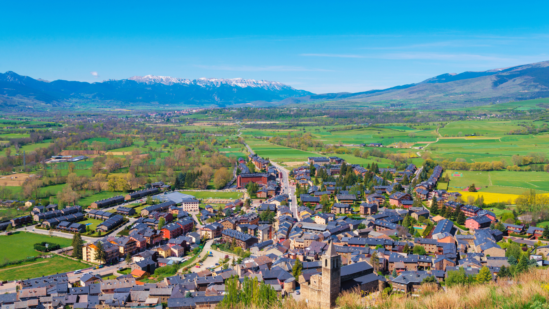 Llivia pueblo espanol Francia