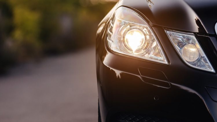 DGT, luces coche DGT