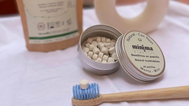 La pasta de dientes en pastillas que se fabrica en españa