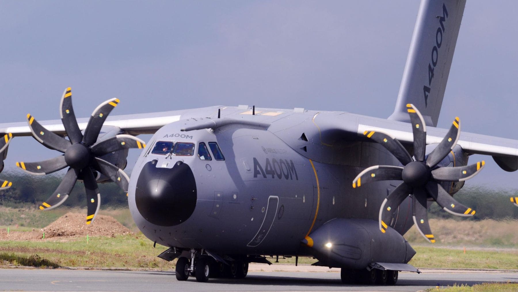 Francia refuerza su poder aéreo con la entrega del A400M número 25 y acelera su plan para alcanzar 35 aviones antes de 2030.