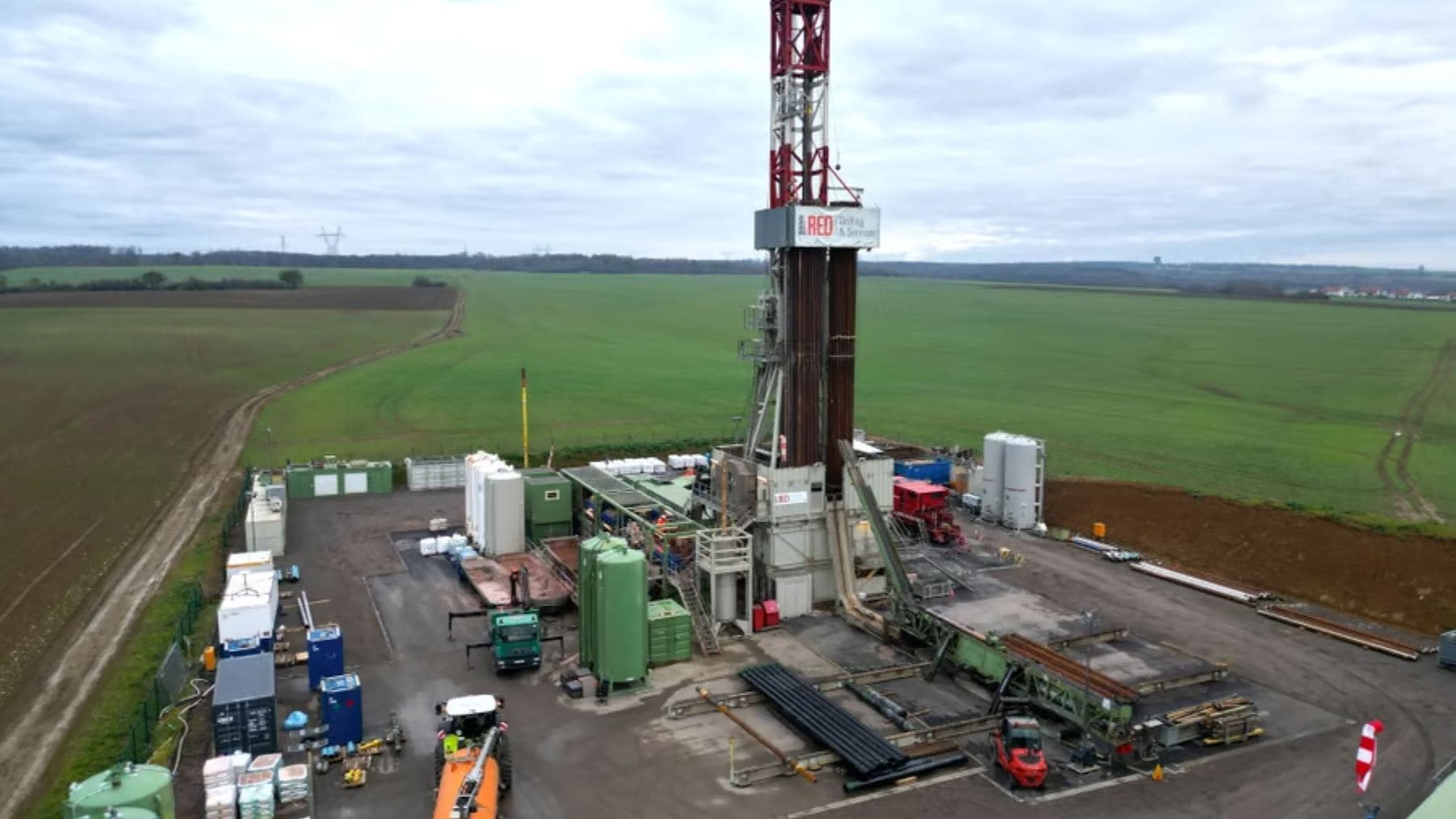 Plataforma de perforación en Pontpierre (Francia) donde se ha descubierto un gran yacimiento de hidrógeno blanco.