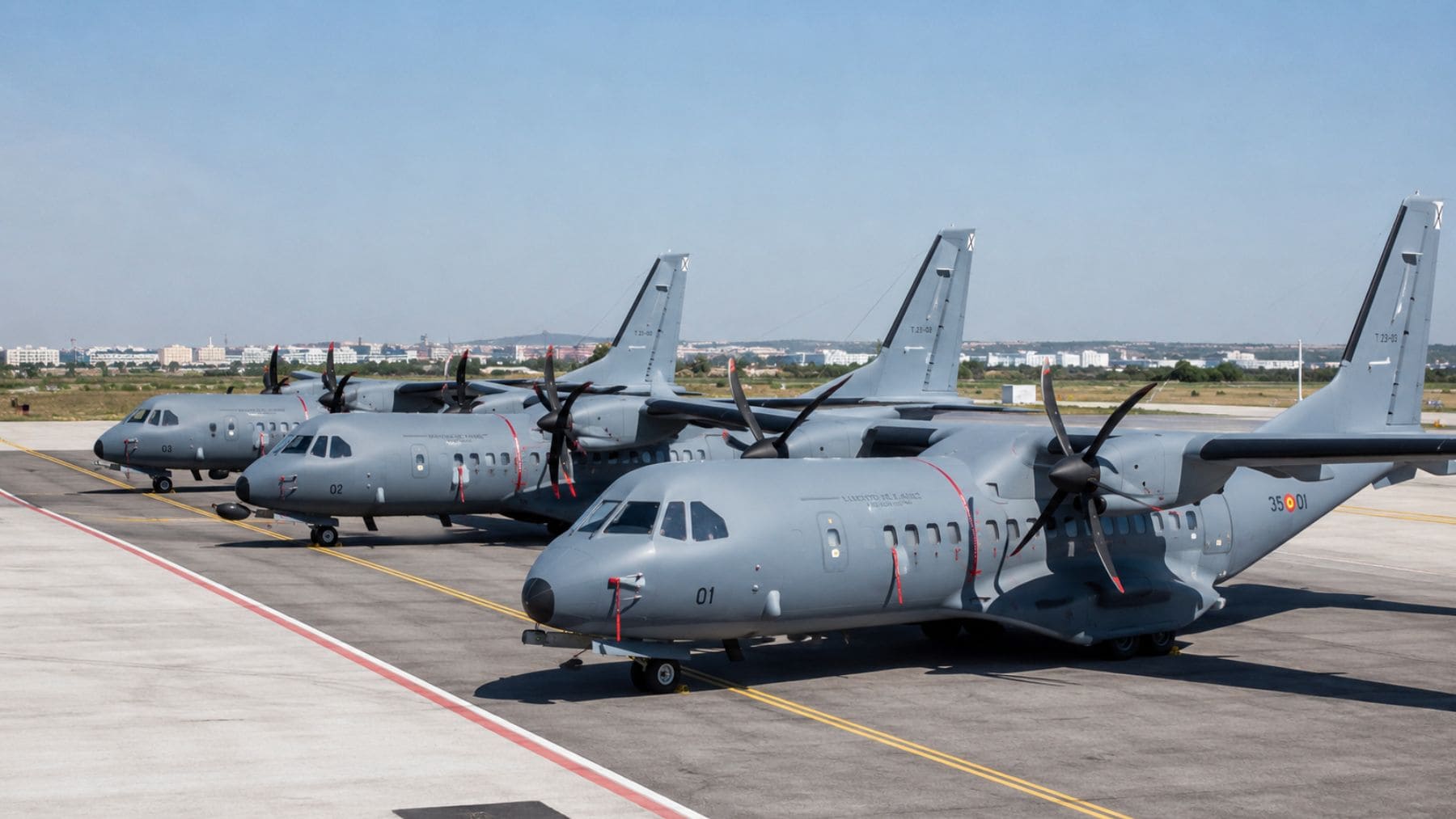 Tres aviones Airbus C295 del Ejército del Aire español preparados para sustituir a los P-3 Orion.