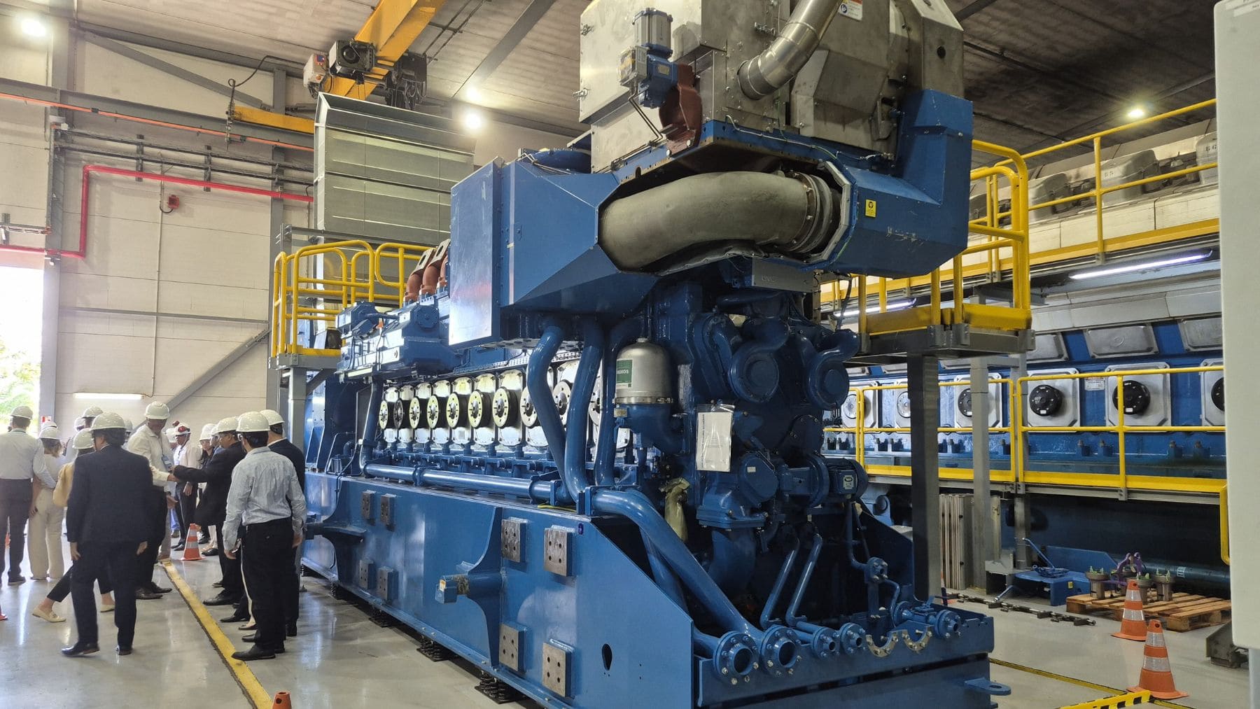 Motor Wärtsilä de 100 toneladas alimentado con bioetanol de caña de azúcar en la central Suape II de Brasil.