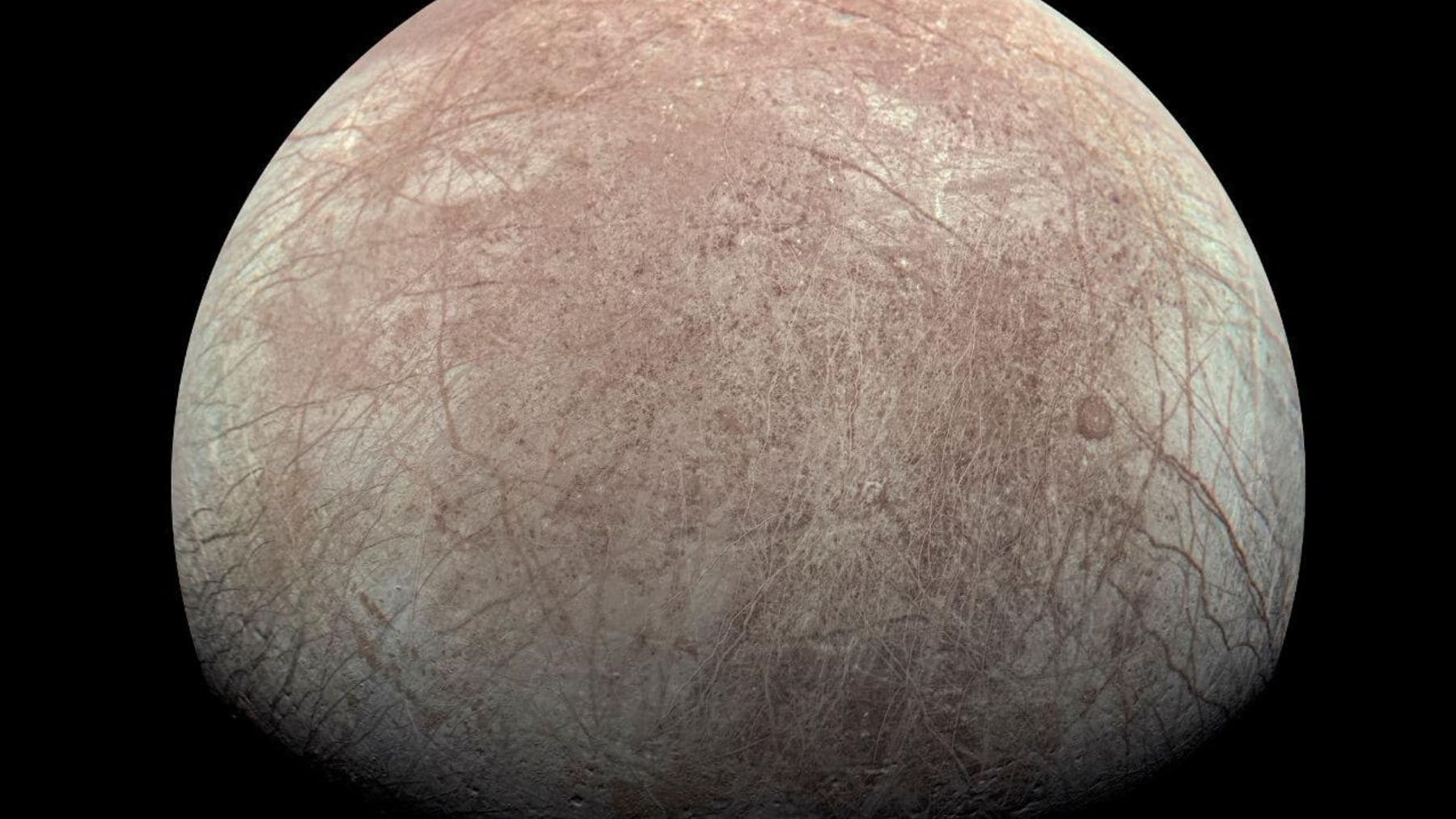 Europa, la luna helada de Júpiter, fotografiada por la NASA, uno de los principales objetivos para buscar vida extraterrestre.