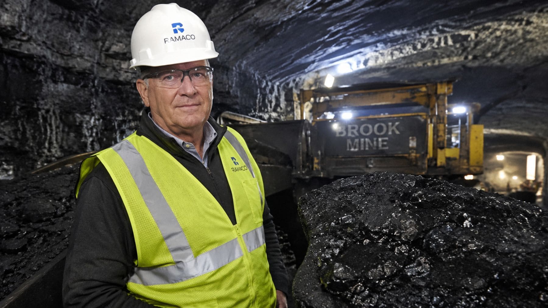 Exbanquero junto a la mina Brook Mine en Wyoming donde se descubrieron tierras raras valoradas en 315 millones.