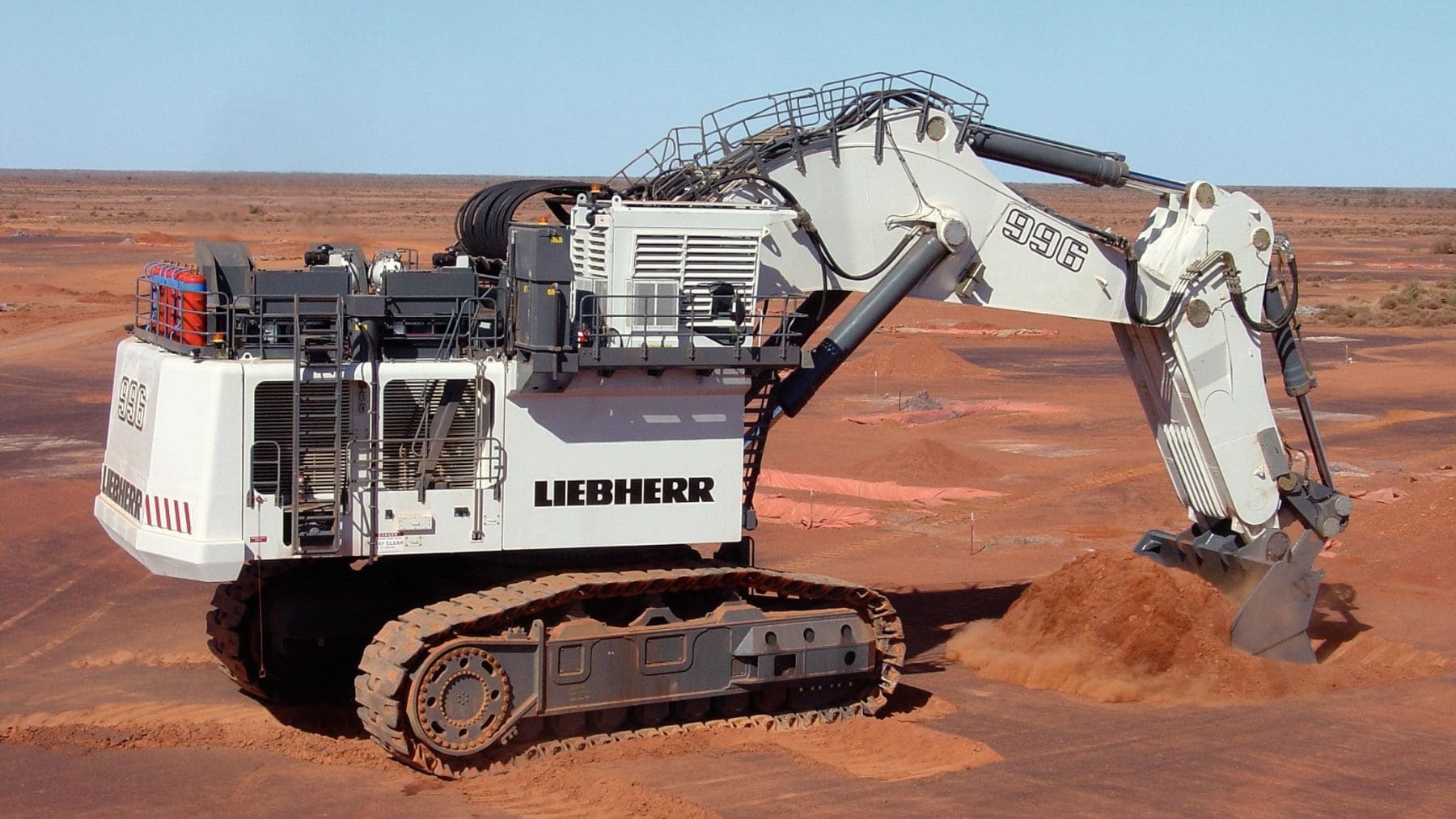 Excavadora minera Liebherr R996 de 650 toneladas convertida de diésel a eléctrica por una empresa india