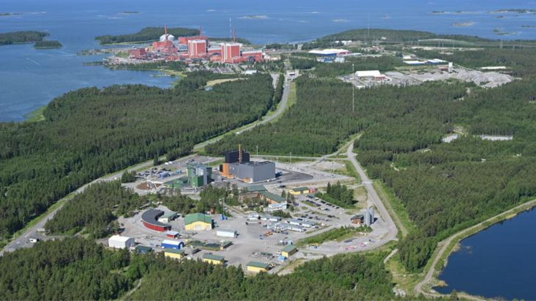 Vista aérea de ONKALO, el repositorio nuclear subterráneo de Finlandia para almacenar residuos radiactivos durante 100.000 años