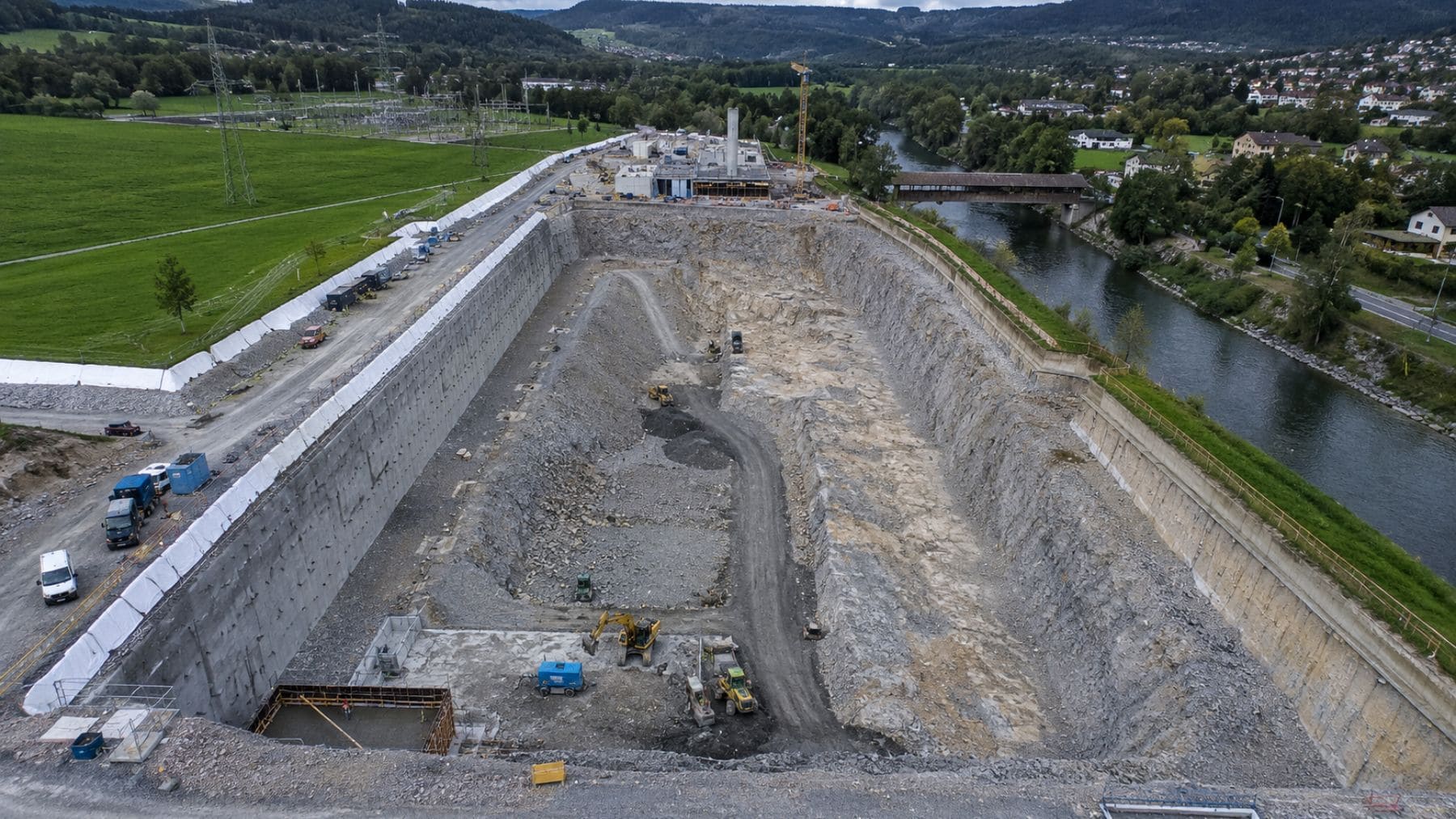 Excavación del proyecto FlexBase en Laufenburg (Suiza) donde se construye la batería subterránea de flujo redox más potente del mundo