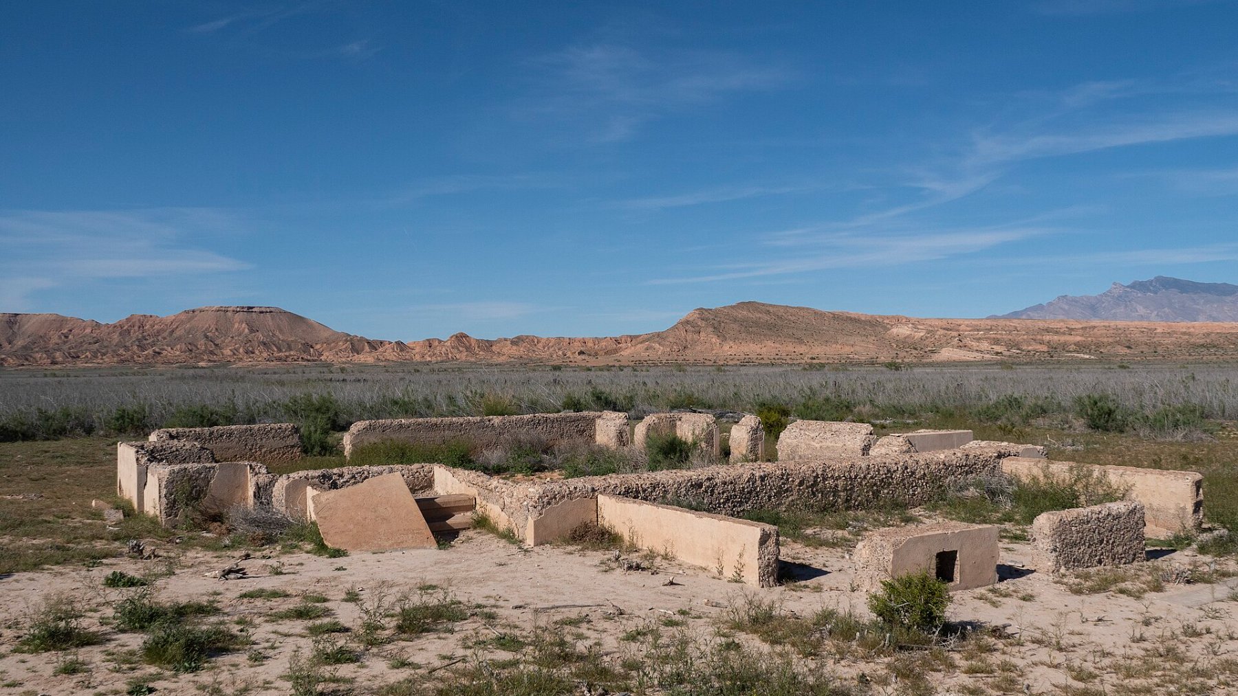 Ruinas del pueblo de St. Thomas a orillas del lago Mead