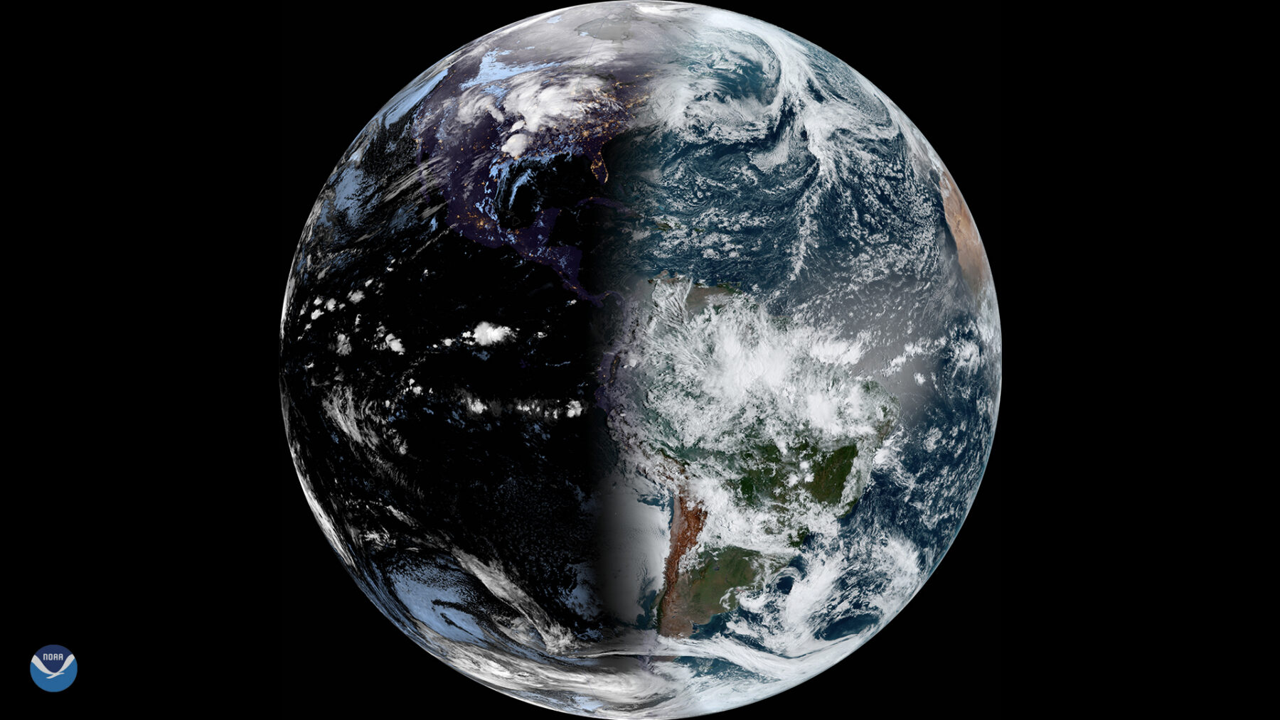 La Tierra vista desde el espacio, con la mitad izquierda en sombra y la derecha iluminada, separadas por una línea casi vertical que va de polo a polo
