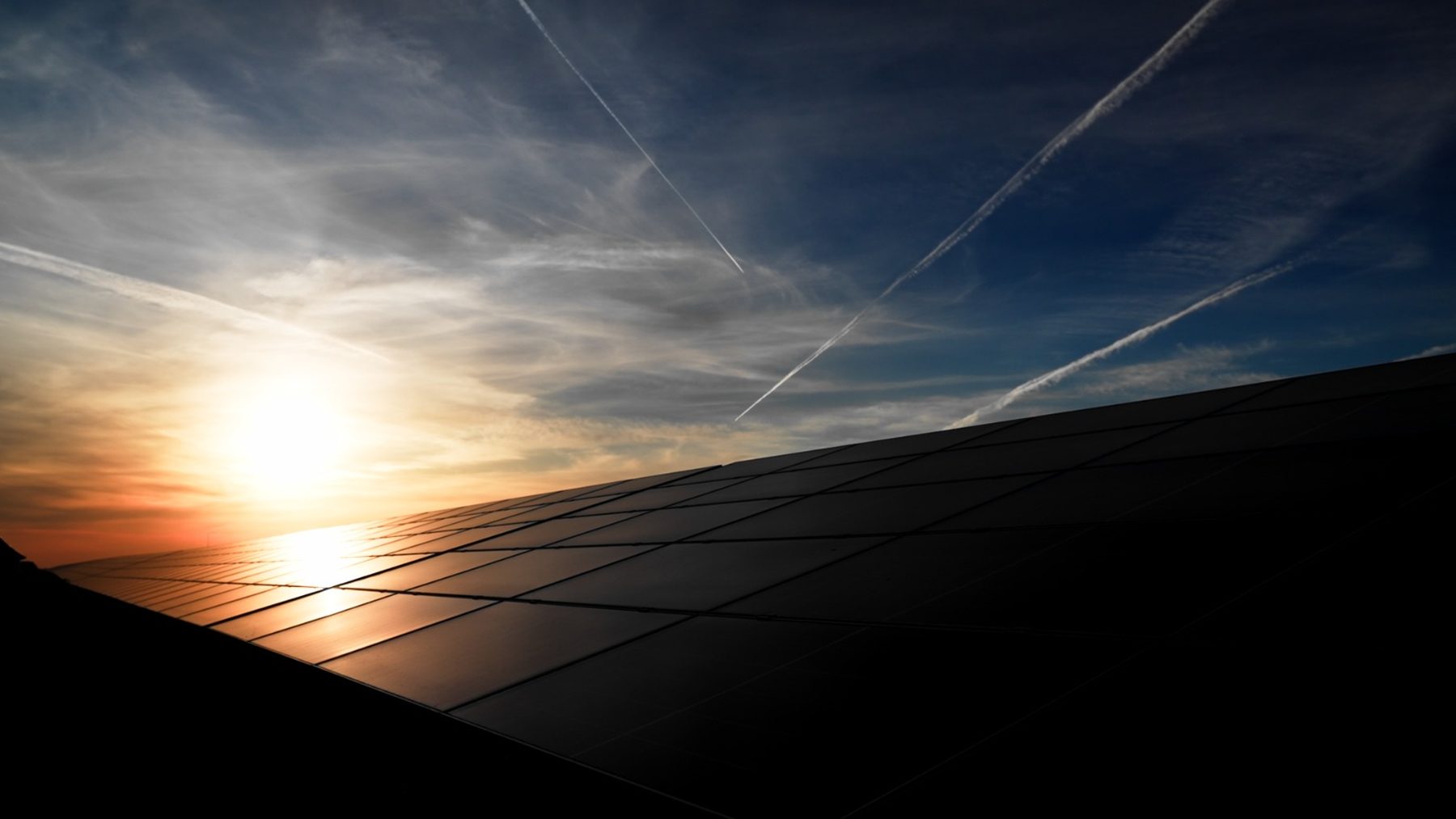 Paneles solares de Rezolv Energy, que promueve en Arad el mayor parque solar de la UE según sus promotores