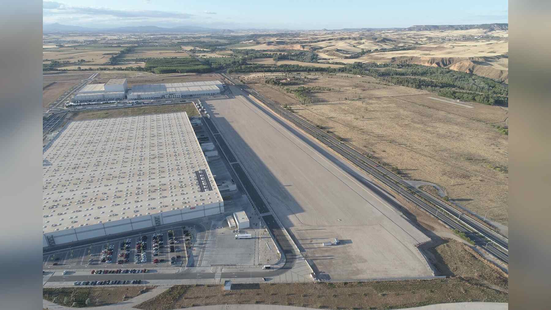 Vista aérea de la terminal intermodal de Marchamalo, una de las obras para conectar los puertos por tren