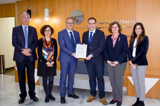 El puerto de Huelva recibe la certificación ambiental ISO por su gestión medioambiental