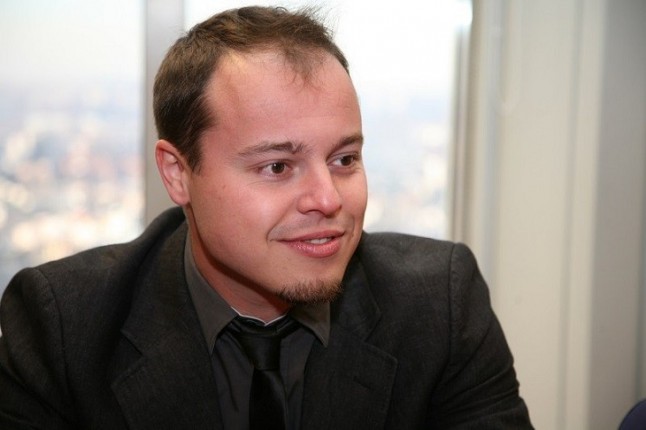 Un modelo que calcula el impacto sobre los costes de las aerolíneas que supone la implantación de biocombustibles