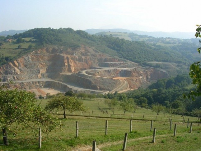 Asturias. El Ayuntamiento de Grado quiere legalizar planta hormigon de Llera