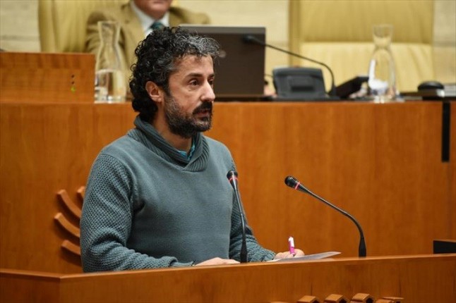 Podemos plantea una Ley de Eficiencia Energética para combatir las altas temperaturas en los colegios extremeños