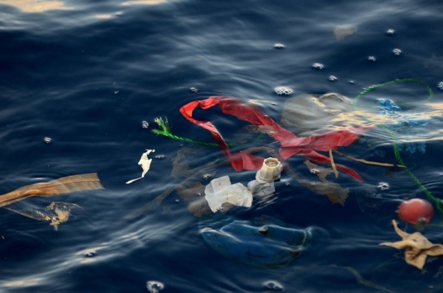 Oceana filma plásticos en las profundidades marinas de toda Europa