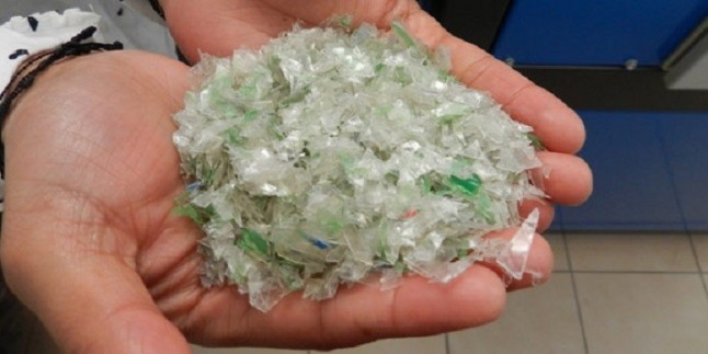 La Universidad de Amozoc desarrolla un proyecto para crear losetas a partir de PET reciclado