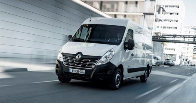 Renault vende 17 unidades del 100% eléctrico Master Z.E. a la compañía holandesa de correos PostNL