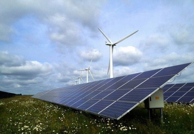 Empresas de renovables aplauden el cambio normativo en instalaciones fotovoltaicas de Andalucía